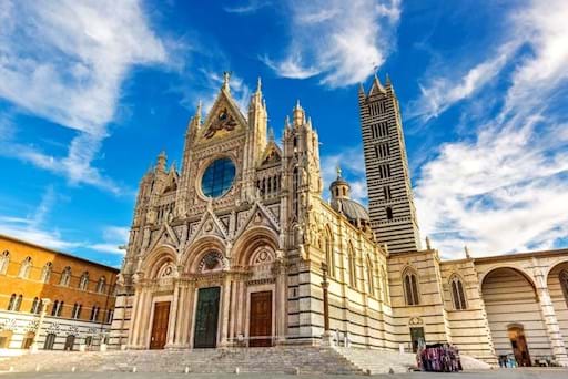 Front view of the Duomo in Siena